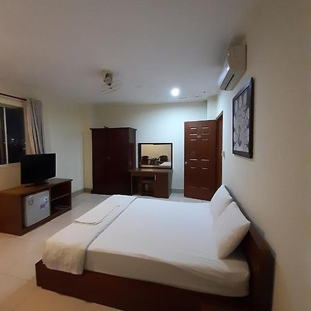 The Six Hotel-Hoang Long Son 3 Ho Chi Minh City Exterior photo