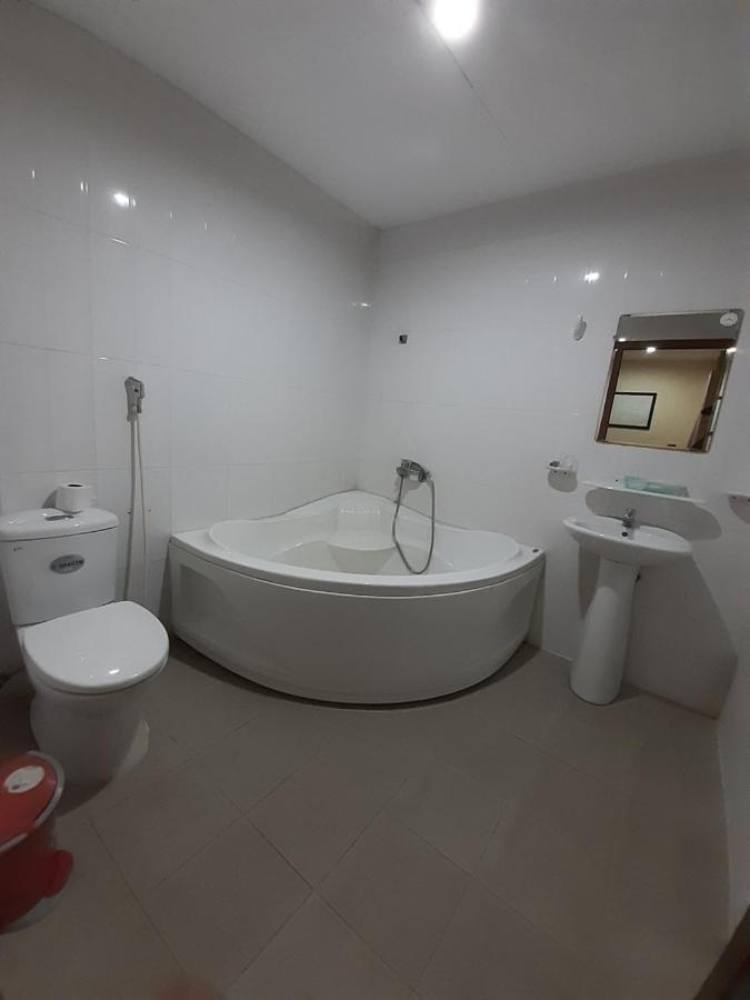 The Six Hotel-Hoang Long Son 3 Ho Chi Minh City Exterior photo